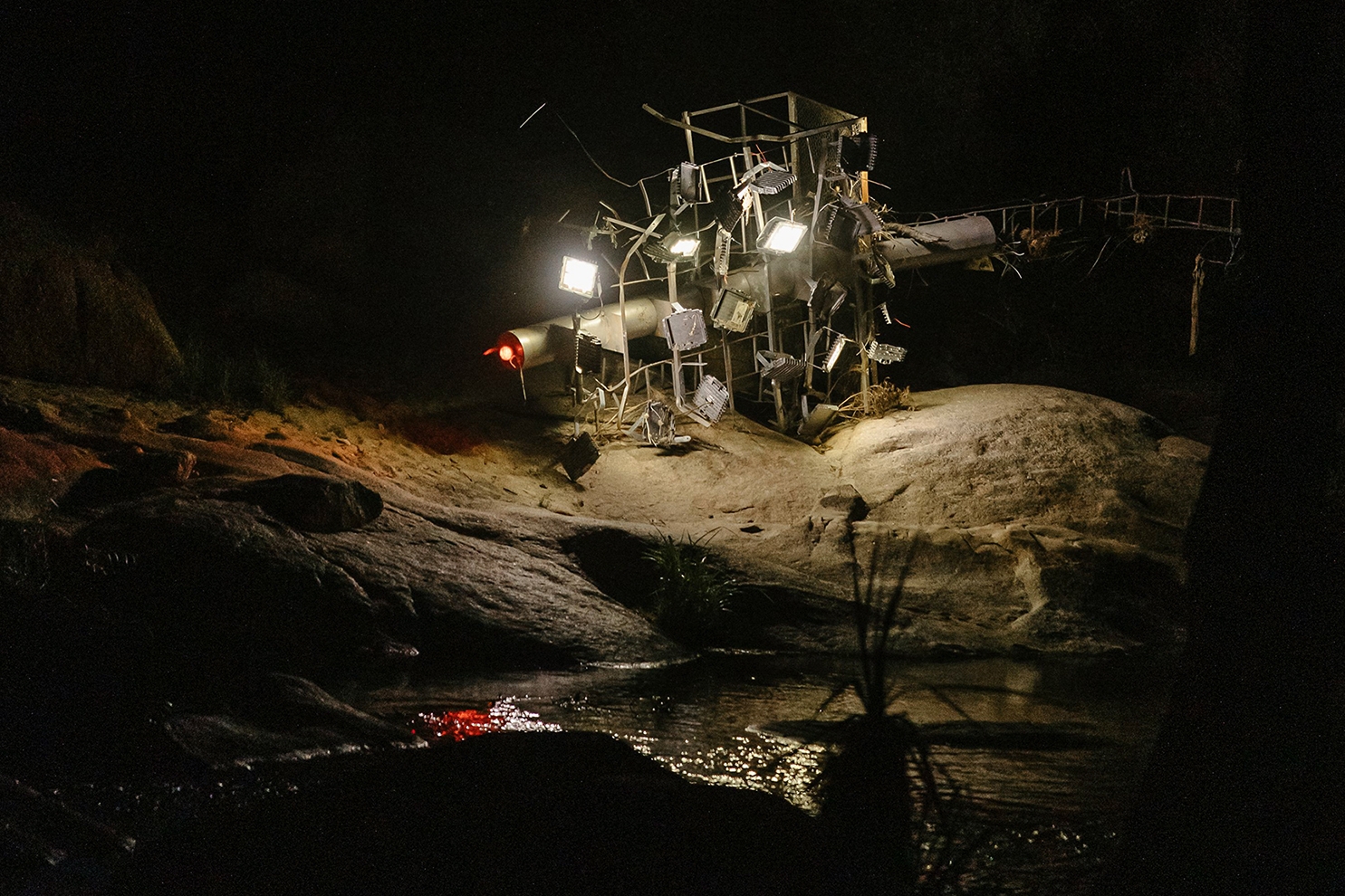 https://www.abrideswardt.com/files/gimgs/th-81_Abri de Swardt, Flood Light (2024), Installation view Spier Light Art 6 new.jpg